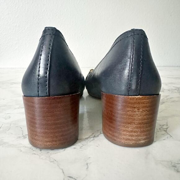 Tory Burch Navy Leather Gold Logo Hardware Low Block Heel women’s Size 7 - Picture 5 of 12